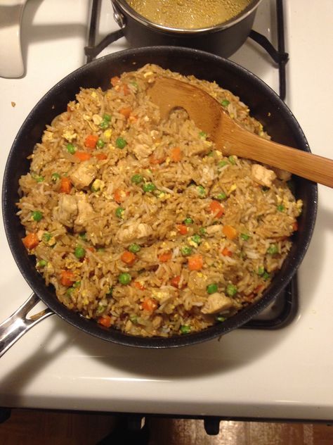 Chicken fried rice. Chicken Fried Rice Aesthetic, Fried Rice Aesthetic, Fried Rice And Chicken, Rice Aesthetic, Rice And Chicken, K Food, Food Babe, Chicken Fried Rice, Food Therapy