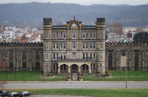 The West Virginia Penitentiary in Moundsville opened in 1876 and closed in 1995. Long before you enter its gates, the gothic-style fortress is impossible to miss. And the things that lie inside are impossible to forget. Moundsville Penitentiary, Haunted Prison, Abandoned Prisons, West Virginia Travel, Old Abandoned Buildings, Spooky Places, Virginia Travel, Paranormal Activity, Most Haunted