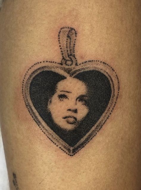 Apple Tattoo Ideas, Fiona Apple Tattoo, Awful Tattoos, Apple Sign, Ant Tattoo, Luna Tattoo, Apple Tattoo, Los Angeles Tattoo, For My Bestie