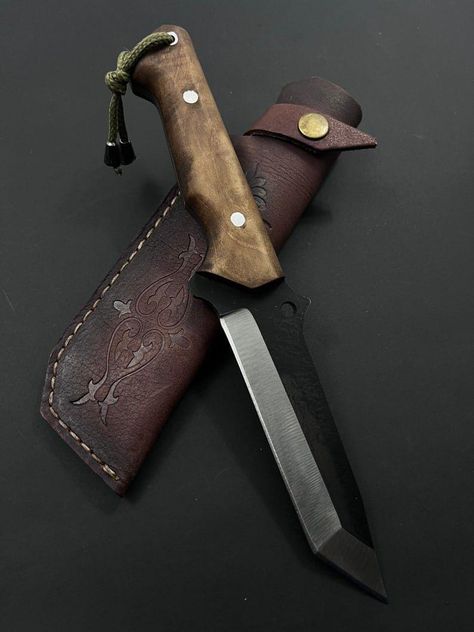 Handmade 9,84" Full Tang Gut Hook Knife Custom Engraved Knife Hunting Gifts For Men Bushcraft Knife Survival Knife Groomsmen Gifts For Him To ensure highest quality, these products are made by highly experienced bladesmiths with an average of 20 years experience.  We will also give you money back guarantee if you couldn't get the same product or you get damaged product.... Precautions: Oil your product properly after using it and before storing it for the long periods. Payment Method: Payment should be made through PayPal Delivery: We will deliver using our delivery partner DHL. Age Restrictions: Not suitable for anyone under the age of 18. Returns: Replacements acceptable for damaged products at no extra cost. For any other replacement requests, please contact me directly. Note: Please co Handmade Hunting Knife, Hunting Gifts For Men, Bushcraft Knife, Engraved Knife, Bushcraft Knives, Hunting Gifts, Groomsmen Gifts, Custom Knife, Long Periods