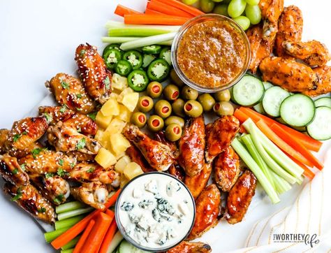 Chicken Wings Grazing Board for Game Day Buffalo Wing Charcuterie Board, Hot Wings Charcuterie Board, Chicken Wing Tray Ideas, Chicken Wings Birthday Party, Hot Wing Charcuterie Board, Chicken Wings Board, Chicken Charcuterie Board Ideas, Wing Charcuterie Board Ideas, Chicken Wing Charcuterie Board Ideas