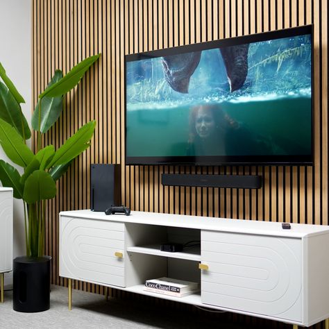 Sonos Beam Living Room, Tv Speakers Living Room, Tv Set Up, Luxury Living Room Inspiration, Beams Living Room, Home Theater Setup, Room Display, Audio Speakers, Home Cinemas