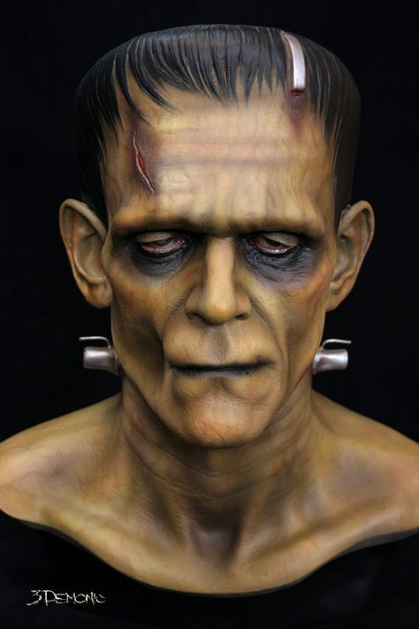 Bride Of Frankenstein Makeup, Frankenstein Makeup, Hollywood Monsters, Frankenstein Costume, Halloweenský Makeup, Frankenstein Art, Monster Makeup, Halloween Characters, Frankenstein Halloween