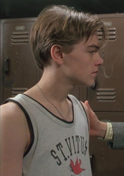 90 Hairstyles 90s Hair, Boyfriend Haircut, Leonardo Dicaprio Hair, The Basketball Diaries, Leonardo Dicaprio Romeo, Jim Carroll, Bleached Hair Men, Leonard Dicaprio, 90s Haircuts