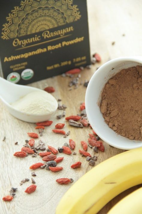 Ashwagandha Recipes, Ashwagandha Powder, Ayurveda Dosha, Energizing Smoothies, Reducing Cortisol Levels, Ashwagandha Root, Powder Recipe, Cacao Nibs, Business Services