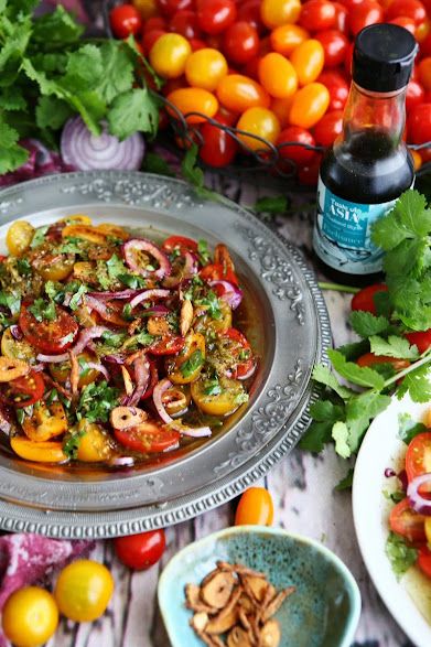 Ottolenghi Tomato Salad, Ottolenghi Salad Recipes, Asian Tomato Salad, Ottolenghi Salad, Yotam Ottolenghi Recipes, Taste Of Home Recipes, Garlic Dressing, Ottolenghi Recipes, Herb Salad