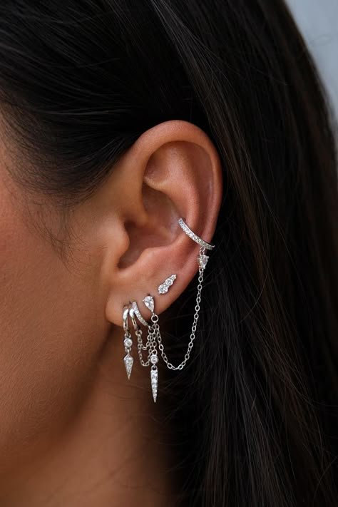 Chain Ear Piercings, Helix Placement, Ear Cuff Aesthetic, Elegant Piercings, Silver Ear Stack, Silver Earring Stack, Earrings Stack, Climbers Earrings, Multiple Piercings Earrings