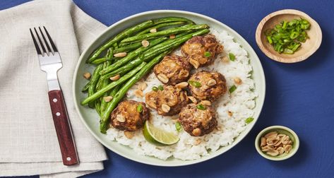 Simple, convenient, and delicious: that’s what’s in store with our Thai Coconut Pork Meatballs recipe, made with pre-measured, high-quality ingredients. Coconut Pork, Pork Meatballs Recipe, Chili Lime Sauce, Thai Chili Sauce, Sweet Rice, Hello Fresh Recipes, Pork Meatballs, Roasted Green Beans, Thai Coconut