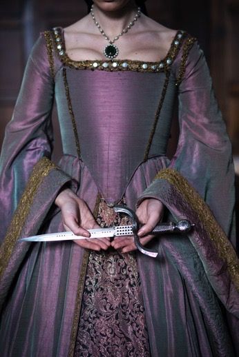 Fantasy Fits, Richard Jenkins Photography, Tudor Dress, Richard Jenkins, Tudor Fashion, Medieval Princess, Tudor Costumes, Strong Heart, Medieval Clothing