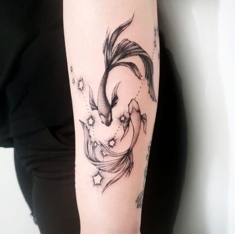 20 Zodiac Tattoo Ideas To Show Off Your Astrological Identity Zodiac Inspired Tattoos, Zodiac Tattoo Ideas, Love Being Single, Astrology Tattoo, Understanding Women, Scorpio Girl, Virgo Tattoo, Art Lettering, Astrological Symbols