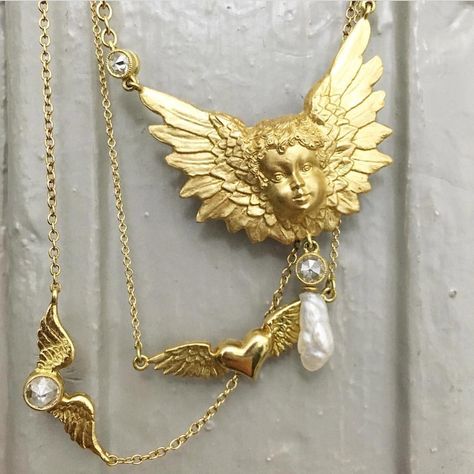 Wings to wear forever. . . . #luxurywithaface #flyingheart #flyingdiamond #cherub #putti Anthony Lent, Weird Style, Street Style Jewelry, Golden Treasure, Stay Gold, Dream Jewelry, Goth Fashion, A Face, Jewellery And Watches