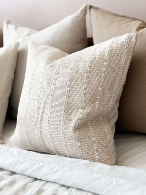 Aesthetic Cushions On Bed, Throw Pillows Neutral, Taupe Throw Pillows, How To Wash Throw Pillows, Cream Cushion, Stripe Cushion, Neutral Cushions, Neutral Throw Pillows, Linen Cushions