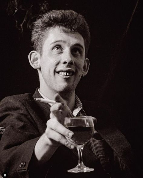 Radio DJ Annie Mac leads celebrity tributes to Shane MacGowan as The Pogues star passes away aged 65 after long health battle Check more at https://maholicious.com/radio-dj-annie-mac-leads-celebrity-tributes-to-shane-macgowan-as-the-pogues-star-passes-away-aged-65-after-long-health-battle/ Shane Mcgowan, Fairytale Of New York, Annie Mac, No More Heroes, Men Tattoos Arm, Be Of Good Cheer, Tattoos Arm Sleeve, I Walk The Line, Beatles George Harrison