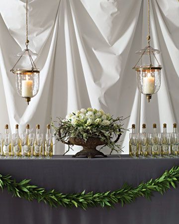 champagne bar Decoration Buffet, Centerpieces Floral, Tall Centerpiece, Wedding Branches, Winter Arrangements, Head Tables, Lemon Leaves, Flowers And Greenery, Photos Booth