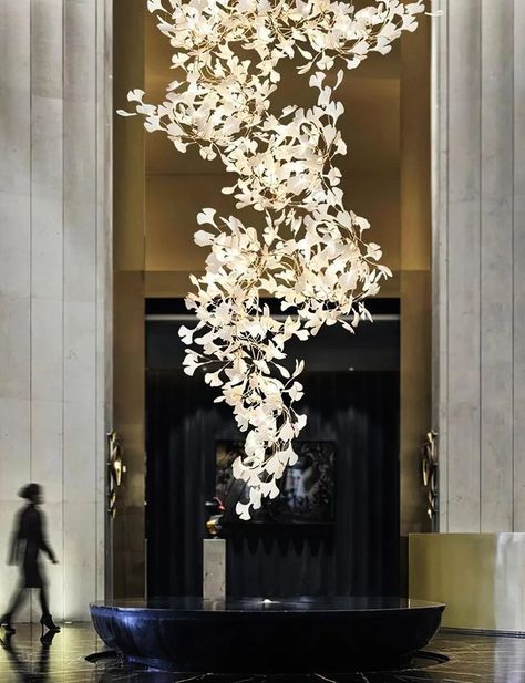 Entryway Chandelier, Cluster Chandelier, Branch Chandelier, Home Decor Sculptures, Luxury Flowers, Chandelier In Living Room, Elegant Lighting, Modern Ceramics, Arte Floral