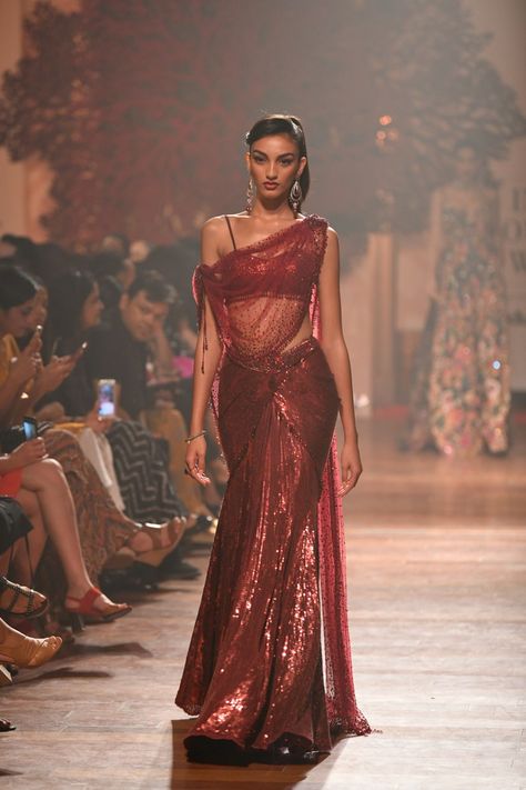 Long Dress Short Hair, Off The Shoulder Indian Outfit, Indian Streetwear Fashion, Desi Streetwear, Sequinned Saree, Clothes Moodboard, Grammys 2023, Pink Motel, 2023 Dress