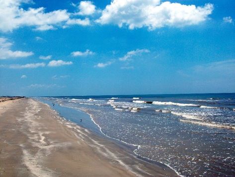 Surfside Beach Texas, Beaches In Texas, Best Beaches In Texas, Beach Road Trip, Best Surfing Spots, Texas Beaches, Texas Vacations, Texas Places, Travel Texas