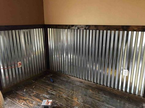 Expert How-to; Wainscot a Wall with Tin with Beautiful Results! - Two Oaks Farm Talk - Downhome Conversation Tin On Walls, Tin On Walls Ideas, Barn Tin Wall, Galvanized Tin Walls, Tin Wainscoting, Corrugated Metal Wall, Sleeping Nook, Barn Tin, Living Pool