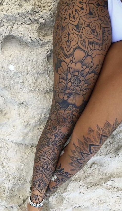 Tattoo Bein Frau, Tato Paha, Full Leg Tattoos, Hip Thigh Tattoos, Boho Tattoos, Hip Tattoos Women, Tattoos For Black Skin, Leg Tattoos Women, Pretty Tattoos For Women