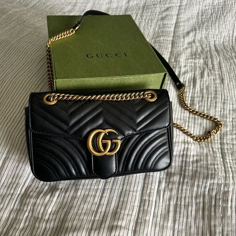 GG Marmont Small Shoulder Bag Gucci Marmont Bag Outfit, Gucci Bag Marmont, Gg Marmont Small Shoulder Bag, Galaxy Stuff, Gucci Marmont Bag, India Shopping, Gucci Marmont, Gg Marmont, Gucci Handbags