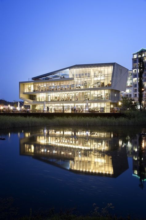 Cheonan, Outdoor Stage, Architecture Design Sketch, Residential Architect, Office Buildings, Glass Facades, Lake Park, Blue Hour, Office Building