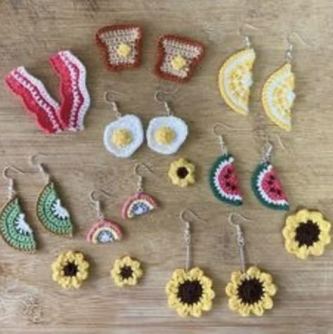 Diy Sy, Elegant Crochet, Confection Au Crochet, Crochet Jewelry Patterns, Crochet Earrings Pattern, Crochet Simple, Fun Crochet Projects, Crochet Diy, Diy Crochet Projects