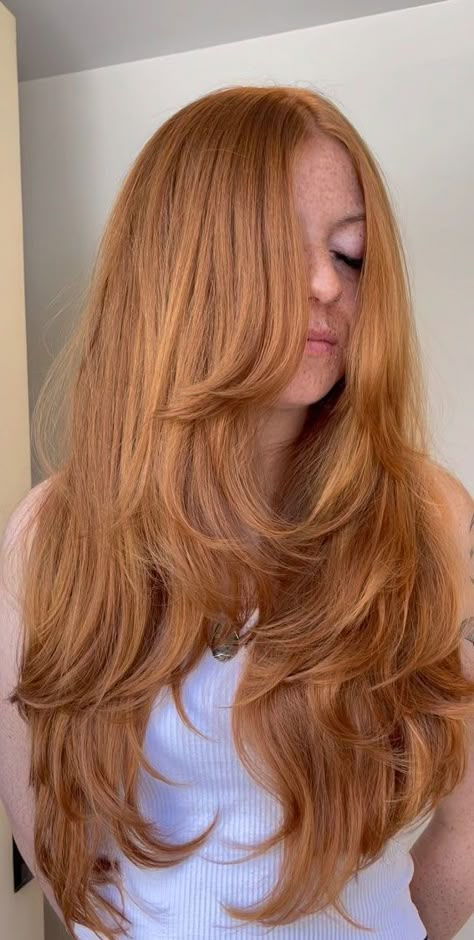 layered haircut, butterfly haircut, layered haircut long hair, curtain bang layered haircut Red Hair Layers, Red Hair Cuts, Butterfly Haircut, Red Hair Inspo, Natural Red Hair, Ginger Hair Color, Strawberry Blonde Hair, Long Layered Haircuts, Long Red Hair