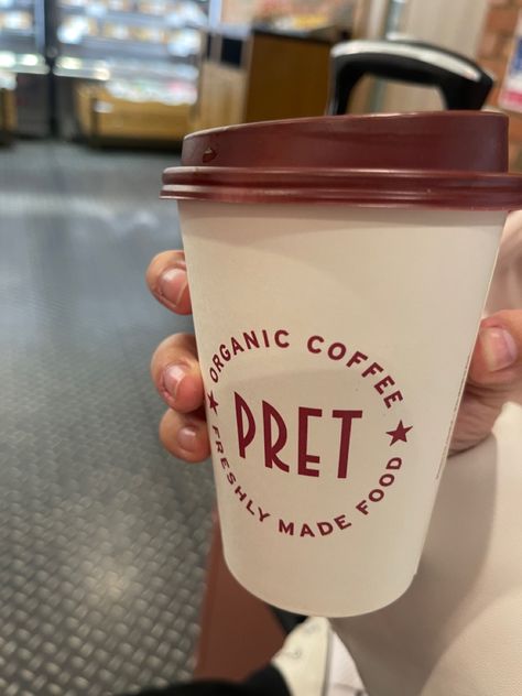 Pret a manger, latte Pret Coffee, London Vibes, London Trip, 2023 Vision, Organic Coffee, Dunkin Donuts Coffee Cup, 2024 Vision, London Travel, Insta Story