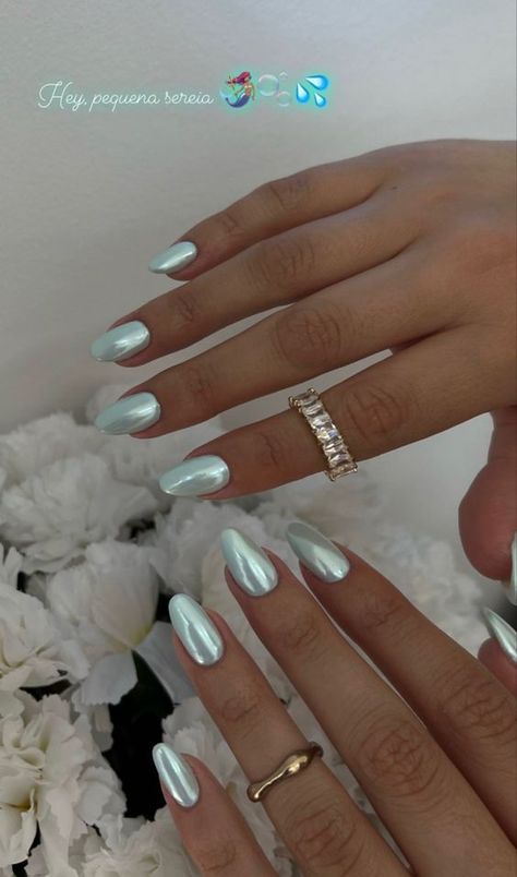 Solid Nail Inspo Acrylic, Colourful Chrome Nails, Solid Colour Nail Ideas, Solid Colour Nail, Mint Chrome Nails, Nails Almond Chrome, Crome Nails Almond, Solid Colour Nails, Nail Inspo Unique