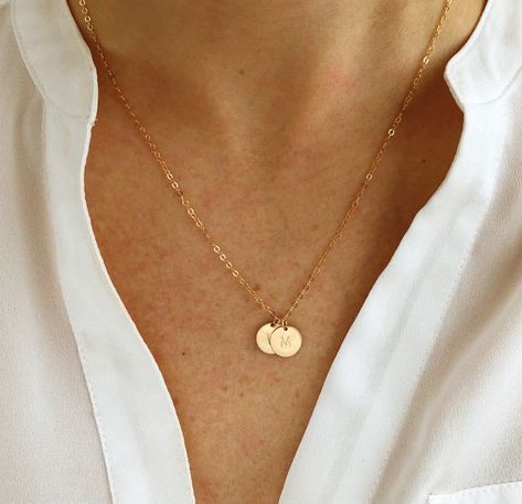 Dainty Women, Dainty Jewelry Necklace, Curved Bar Necklace, Diamond Bar Necklace, Dainty Necklaces, Dainty Diamond Necklace, Crown Necklace, Gold Necklace Simple, Diamond Cross Necklaces