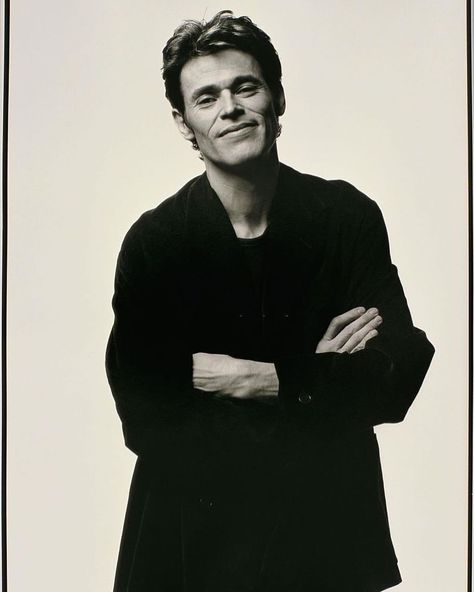 Willem Dafoe, Williams James, Cartoon Tv Shows, Vintage Mens Fashion, March 5, Famous Men, 인물 사진, Pretty Men, Comedians