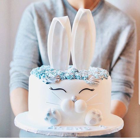 Bunny Birthday Cake, Easter Bunny Cake, Rabbit Cake, Animal Cakes, Bunny Cake, Easter Cakes, Cakes For Boys, Perfect Cake, Baking Ideas