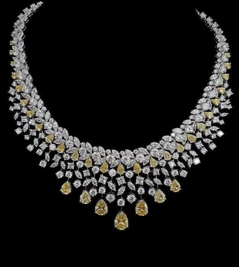 Luxury Necklace Diamonds, Yellow Diamond Necklace, Bridal Diamond Necklace, White Diamond Necklace, Diamond Jewelry Set, Diamond Wedding Jewelry, Diamond Necklace Designs, Fancy Necklace, Bridal Diamond Jewellery