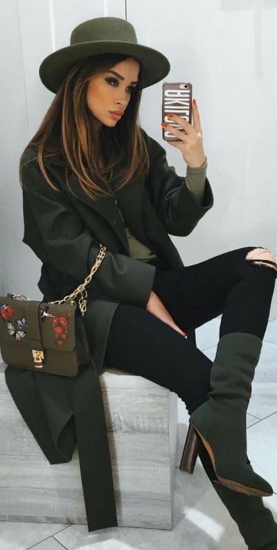 Monochromatic Fashion, Mode Instagram, Monochromatic Outfit, 2020 Fashion Trends, Green Hat, Outfits With Hats, Fall Fashion Trends, Looks Style, Mode Inspiration