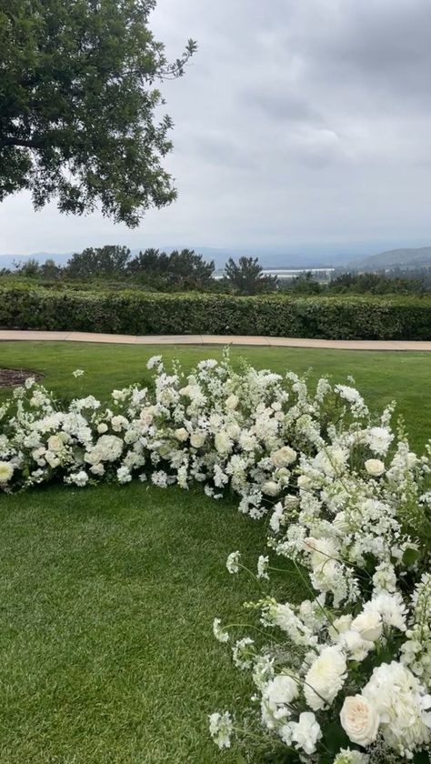 Lily Roden Floral Studio | Spring has been a little too cloudy for me but beautiful nonetheless ✨ | Instagram Floral Arrangement Wedding Ceremony, Wedding Flowers On Ground, Wedding Ground Arches, Semi Circle Floral Ceremony, Wedding Alter Ground Florals, Grounded Wedding Arch, Grounded Flower Arch, Flowers On Ground Wedding Ceremony, Spring Southern Wedding