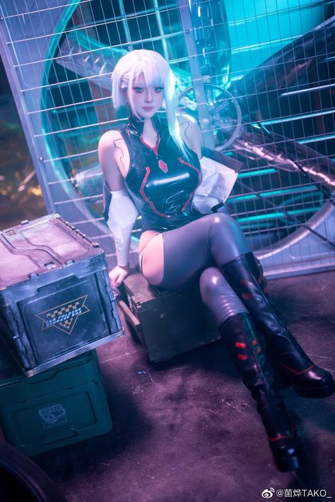 Cyberpunk Photoshoot, Lucy Cosplay, Cyberpunk Cosplay, Evangelion Cosplay, Female Samurai, Latex Cosplay, Halloween Everyday, Cyberpunk Aesthetic, Arte Cyberpunk