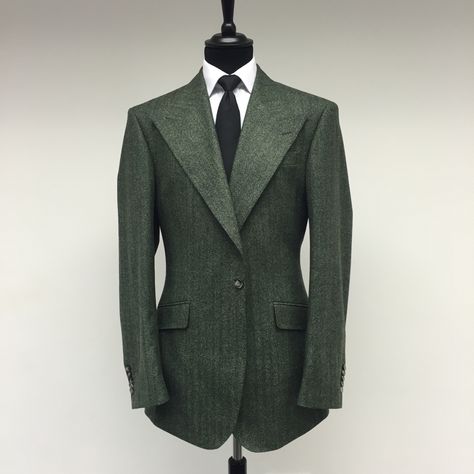 Big Lapel Suit, Luxury Green Wool Suits, Luxury Green Single-breasted Suit, Luxury Tailored Green Blazer, Luxury Green Wool Blazer, Green Single-breasted Tuxedo Blazer, Cashmere Blazer, Green Flannel, Minimalist Fashion Men