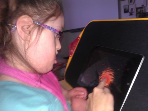 The iPad & Students with Visual and Multiple Disabilities: Apps for kids with CVI | Paths to Literacy Cortical Vision Impairment, Cvi Activities, Cortical Visual Impairment, Ipad Kid, Apps For Kids, Ipad Kids, School Technology, Assistive Technology, Kids App