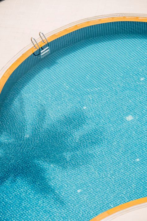 Swimming pool top view Free Photo Vintage Swimming Pool Photography, Retro Swimming Pool, Pool Top View, Vintage Swimming Pool, Pool Editorial, Pool Graphic, Spring Calendar, Pool Vintage, Swimming Pool Photography