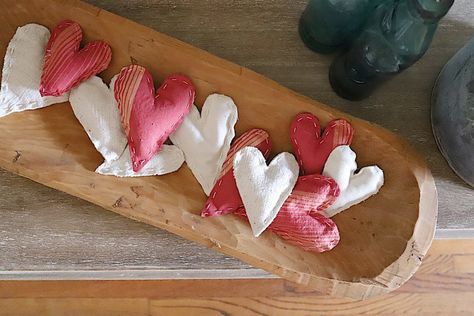 Fabric Valentine hearts Dough Bowl Decor, Valentine Fabric, 100 Year Old Home, Diy Closet Doors, Bowl Decor, Valentine Tree, Heart Diy, Valentines Day Dinner, Fabric Hearts