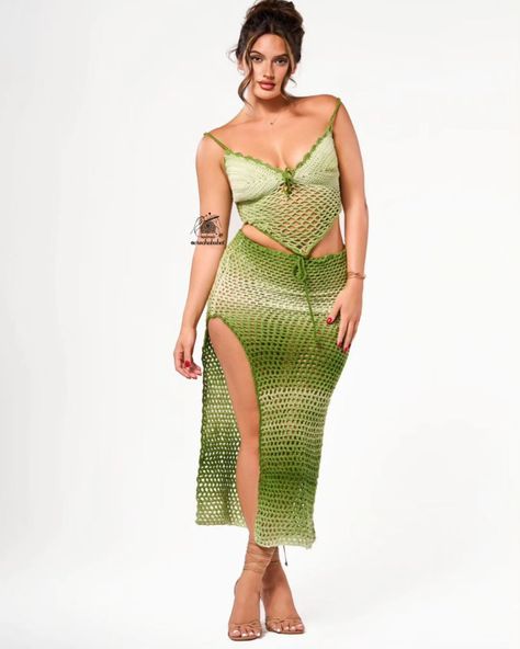 ♡Lulus Lemonade green heart top and maxi skirt♡ #crochetoutfits #summer #summercrochet #slowfashion #fyp #explore #explorepage✨ #boutique #trending Thailand Outfit, Boho Whimsical, Crochet Maxi Skirt, Maxi Skirt Outfits, Crochet Clothing And Accessories, Crochet Maxi, Crochet Clothing, Green Heart, Heart Top