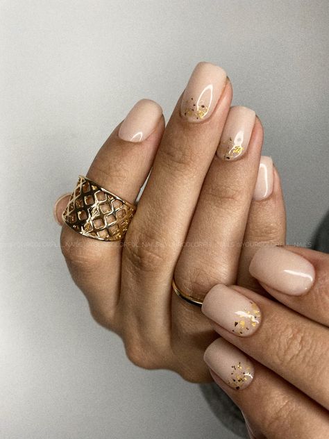 Beige nails. Minimal nail art. Gold foil on nails. Nails Ideas. Short nails. Nail salon in Rhodes Beige And Gold Nail Designs, Beige And Gold Nails Classy, Gold Beige Nails, Cream Nails With Gold, Gold Foil On Nails, Gold And Beige Nails, Beige Gold Nails, Cream And Gold Nails, Nude And Gold Nail Designs