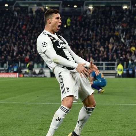 Ronaldo Vs Atletico Madrid, Ronaldo Celebration, Cr7 Juventus, Cristiano Ronaldo Young, Ronaldo Pictures, Cristiano Ronaldo Juventus, Ronaldo Juventus, Ronaldo Cristiano, Cristiano Ronaldo Wallpapers