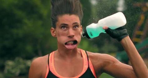 Slo-Mo Video Of Faces Flapping In The Wind - Neatorama Windy Weather, Video Advertising, Motion Video, The Weather Channel, Slow Motion, Human Face, Awkward Moments, Weather Forecast, Like Crazy