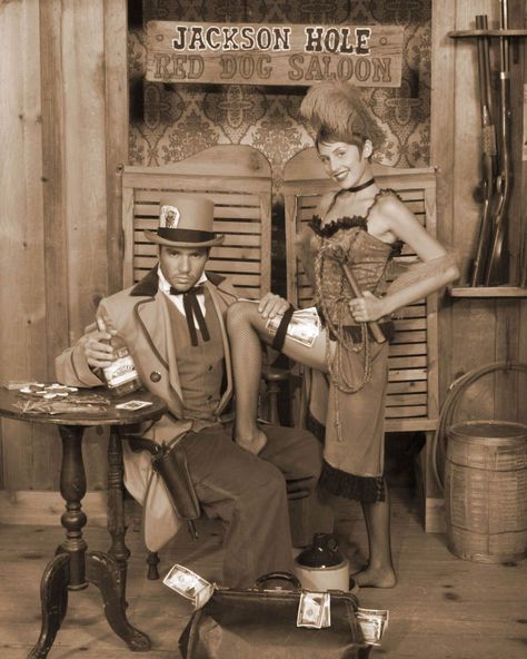 Saloon Outfits, Wild West Photos, Wild West Fancy Dress, Saloon Dress, Wild West Costumes, Saloon Girl Costumes, Saloon Decor, Old West Saloon, Western Saloon