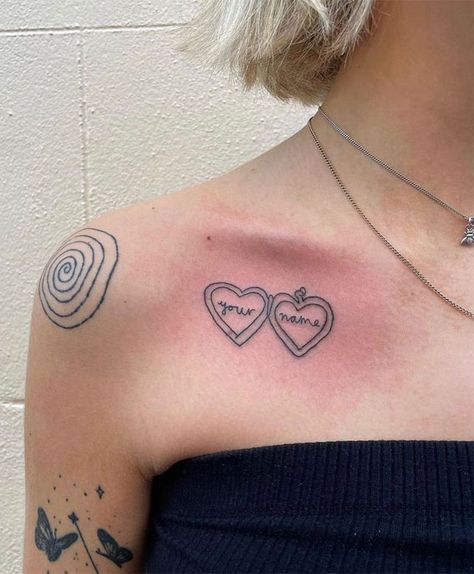 70+ Beautiful Tattoo Designs For Women : Locket I Take You | Wedding Readings | Wedding Ideas | Wedding Dresses | Wedding Theme Locket Tattoos Simple, Locket Tattoo Placement, Locket Heart Tattoo, Heart Locket Tattoos, Heart Locket Tattoo Design, Vintage Locket Tattoo, Locket Necklace Tattoo, Locket Tattoos For Women, Locket Tattoo Design