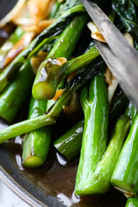 Chinese Broccoli with Garlic Sauce - Pickled Plum Food And Drinks Chinese Broccoli Recipe, Broccoli With Garlic Sauce, Chinese Side Dishes, Broccoli With Garlic, Broccolini Recipe, Chinese Garlic, Chinese Broccoli, Garlic Broccoli, Chinese Vegetables