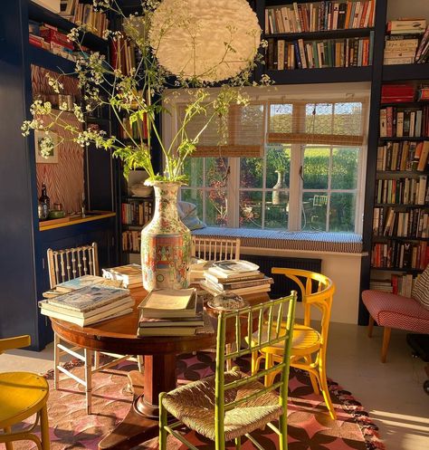 Happy Sunny Day, All About Books, Public Libraries, Afternoon Sun, Home Decoration Ideas, House Decorating, At The Table, Dream House Interior, Cottage Living