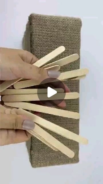 Popsicle Stick Diy, Chicken Wire Sculpture, Ice Cream Stick Craft, Decorating With Sticks, Diy Popsicle Stick Crafts, Diy Storage Boxes, Diy Ice Cream, Ice Cream Stick, Rope Crafts Diy