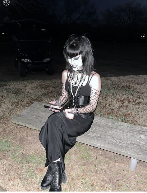 Trad Goth Fashion, Goth Outfits Aesthetic, Trad Goth Outfits, Goth Outfit Inspo, Traditional Goth, Goth Fits, Goth Gifts, Goth Outfit Ideas, How To Impress